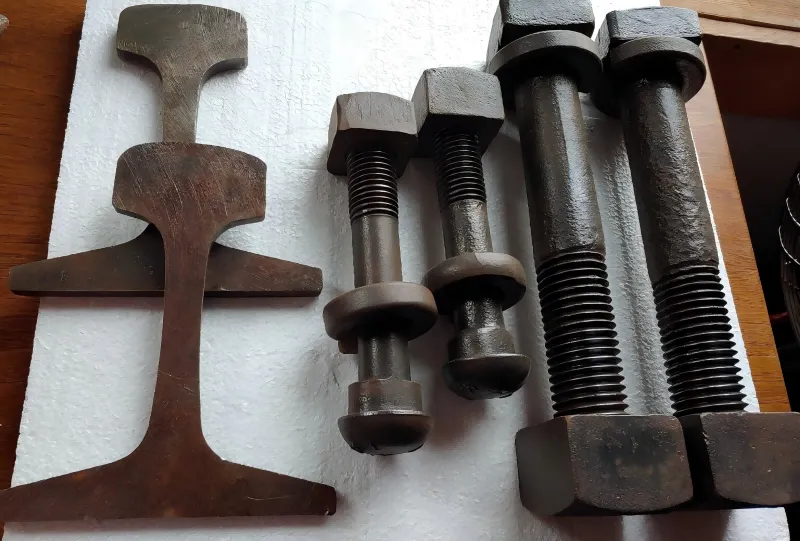 Oval Neck Fish Bolt Railway